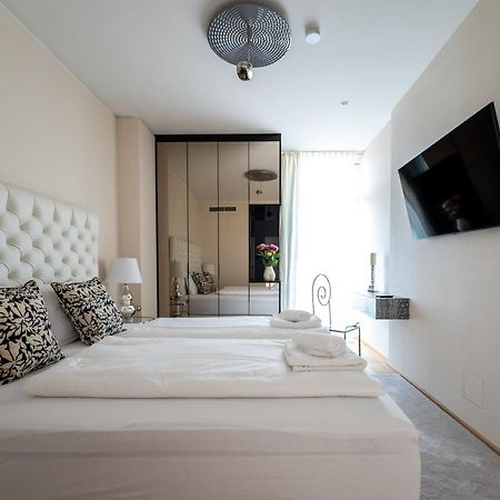 Exclusive 2Br Skyline Penthouse By Hm Apartamento Viena Exterior foto