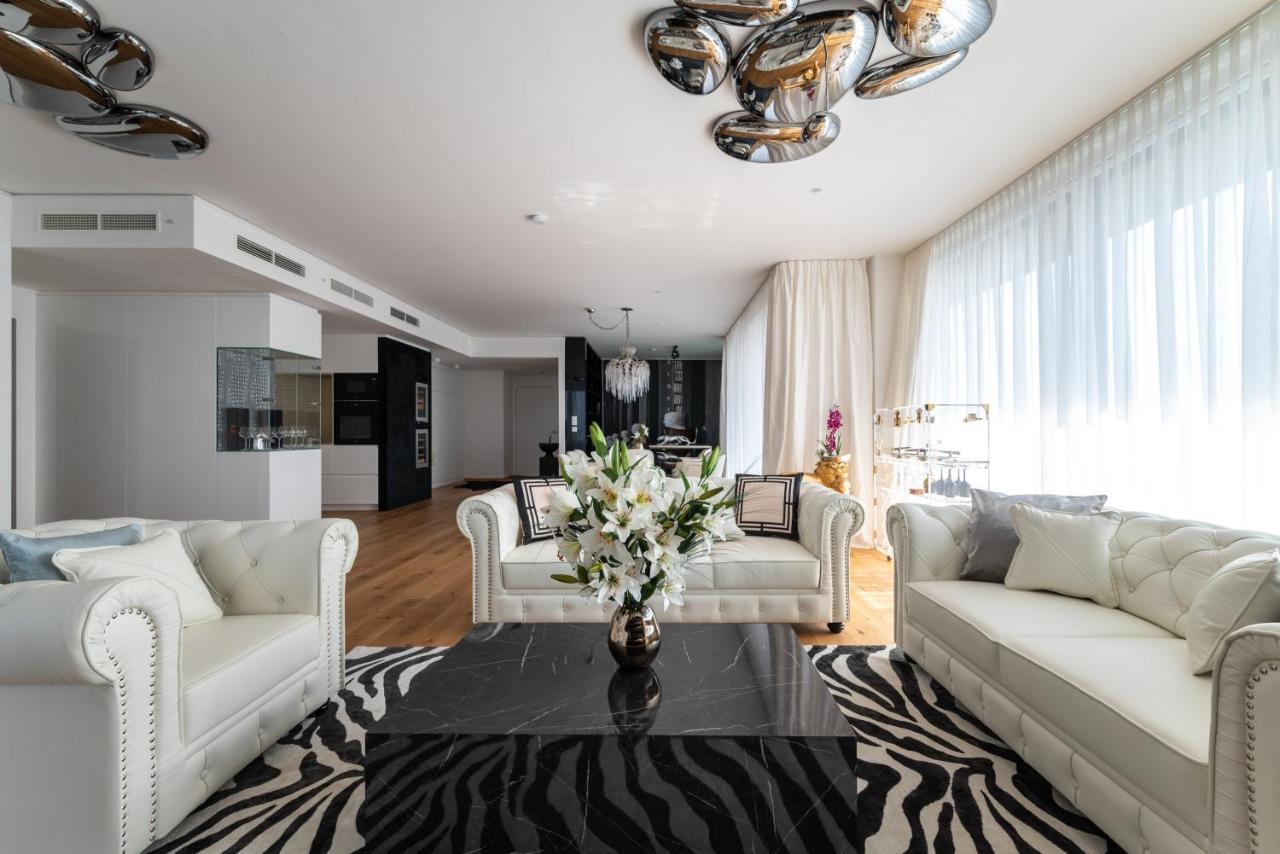 Exclusive 2Br Skyline Penthouse By Hm Apartamento Viena Exterior foto