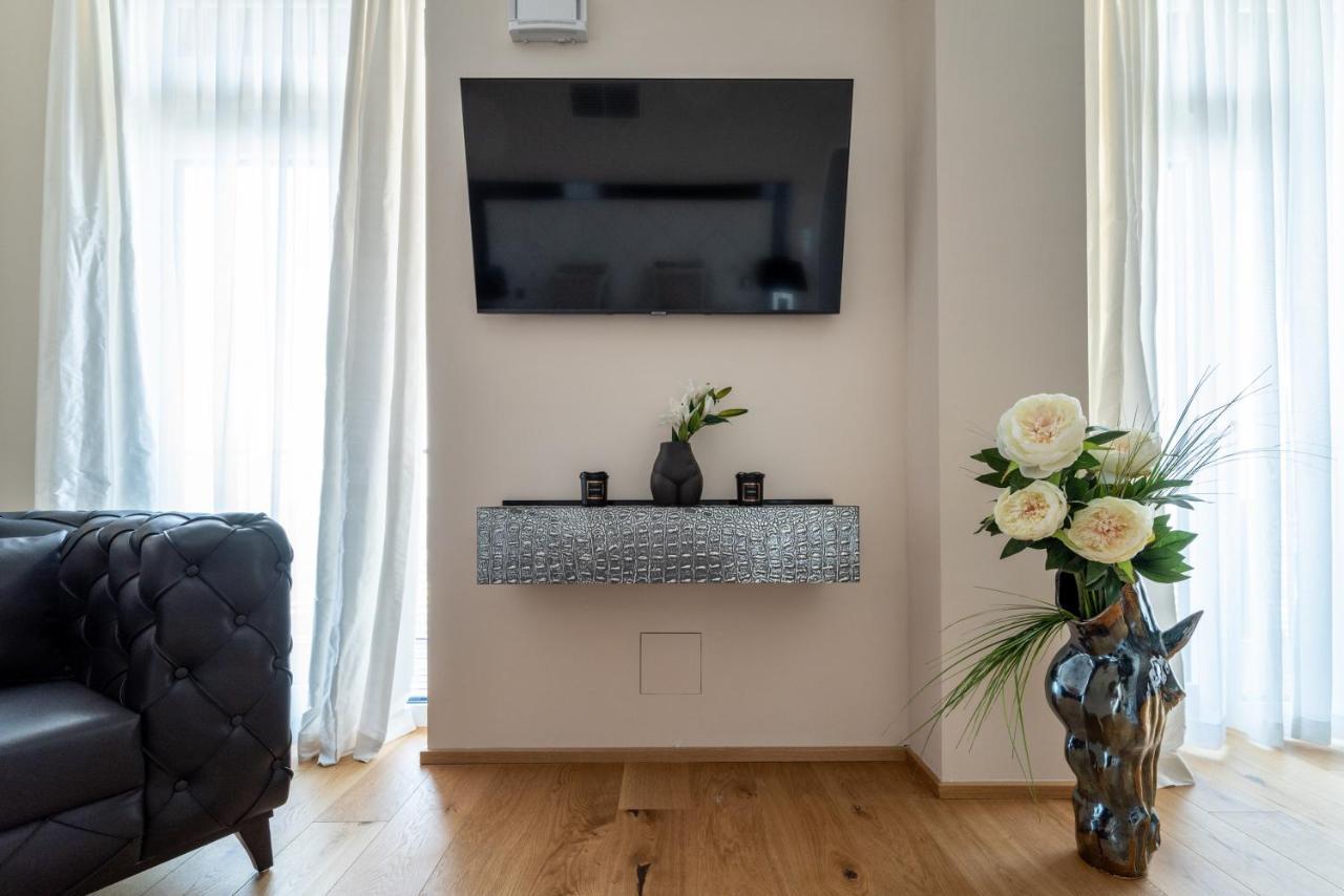 Exclusive 2Br Skyline Penthouse By Hm Apartamento Viena Exterior foto
