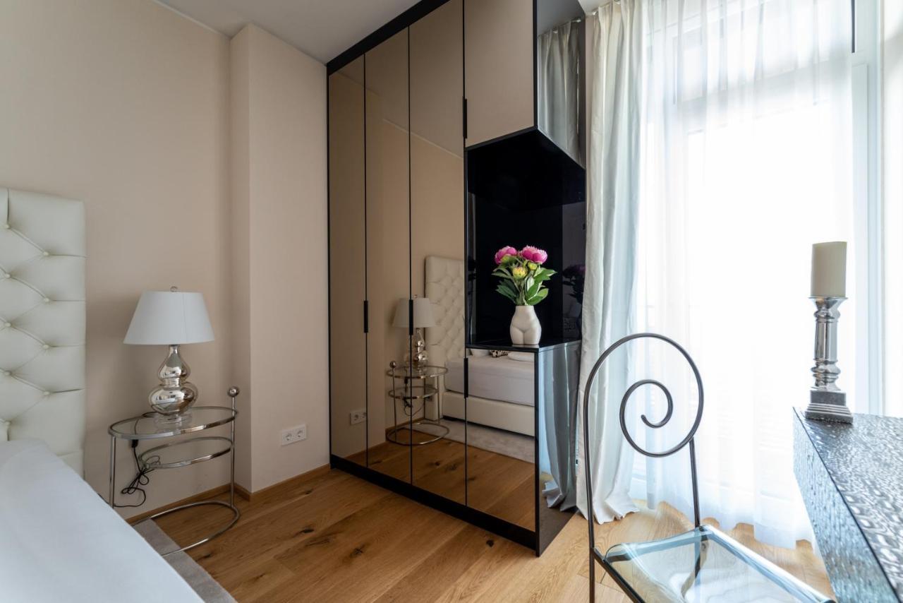 Exclusive 2Br Skyline Penthouse By Hm Apartamento Viena Exterior foto